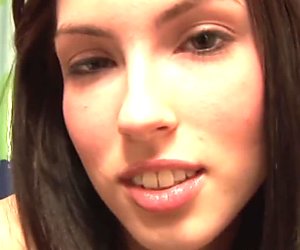 Sexy Young Camgirl Dirty Talk
