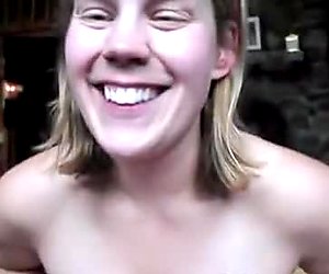 Busty babe making a marvellous titjob
