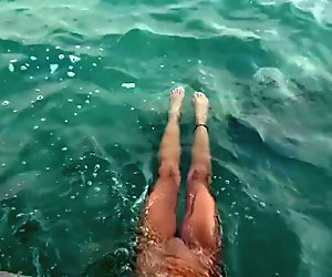 HOT AMATEUR WIFE FUCKED BY HUSBAND ON HAMMOCK - POV