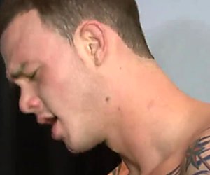 Married guy gets fucked by a tattooed gay