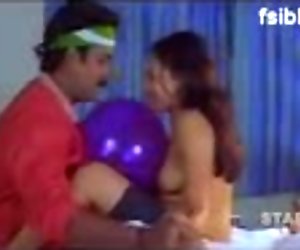 Mallu girl hot kiss