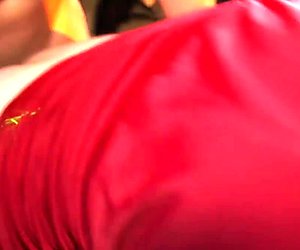European amateur cocksucking while dancing