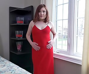 Amateur mature mom wants a good fuck