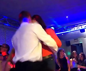 Party amateur squirts after getting fingered