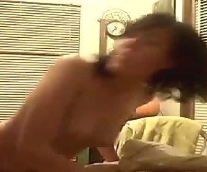 Amateur girl gets fucked on Kitchen Table