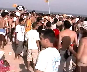 largest beach party in the world real girls flashing pussy and tits on south padre beach texas