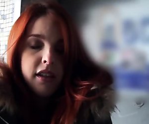 Czech girl pounded for a chunk of money