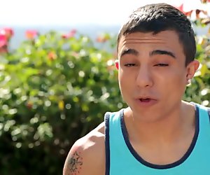 Next Door Twink Introducing Atheletic Ace Parker