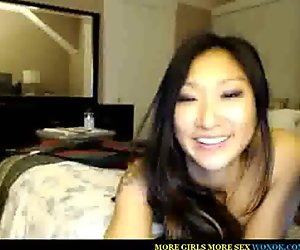 babe kemplywishes flashing pussy on live webcam WOXOK.COM