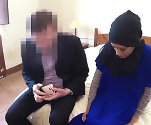 Missionary shaved pussy Arab girlfriend hotel room