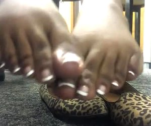 Mrs and Mrs Bordeaux: Sexy Sweet French Manicured Toes to Suck On