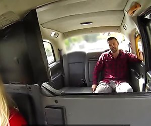 Bigtitted cabbie assfucked on car backseat